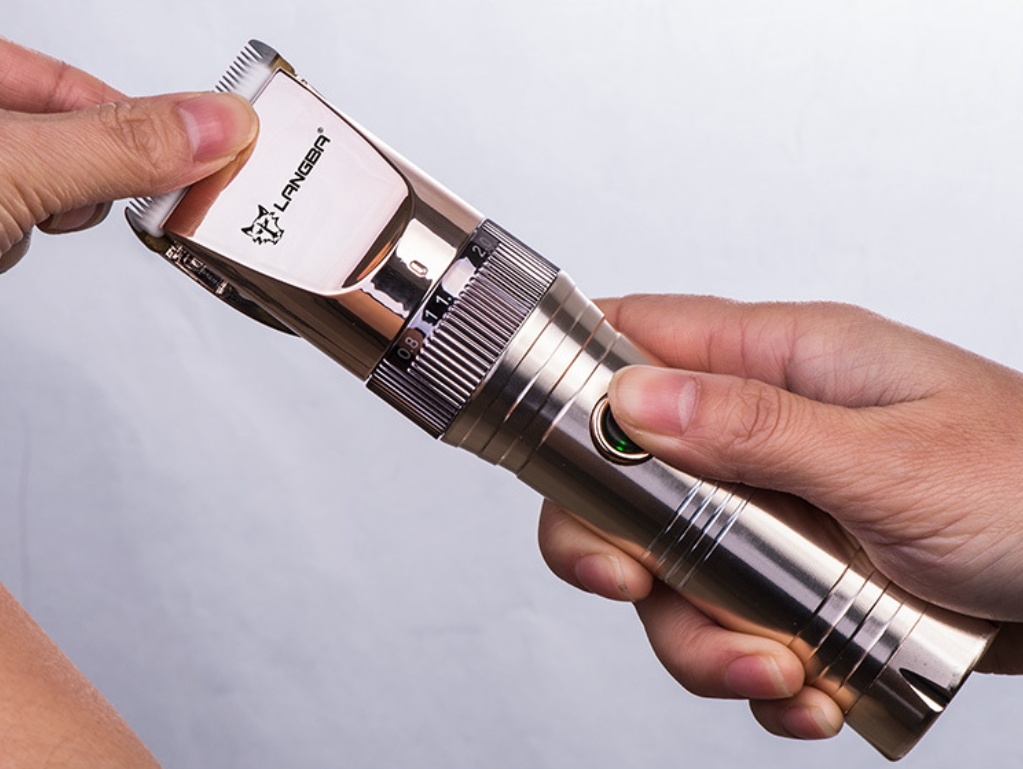 P63 Mașină de tuns animale de companie fără fir